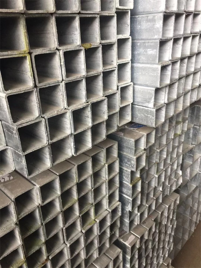 低合金 Q355B 石峰石峰石峰镀锌无缝方管 工程专用无缝石峰石峰石峰镀锌方管
